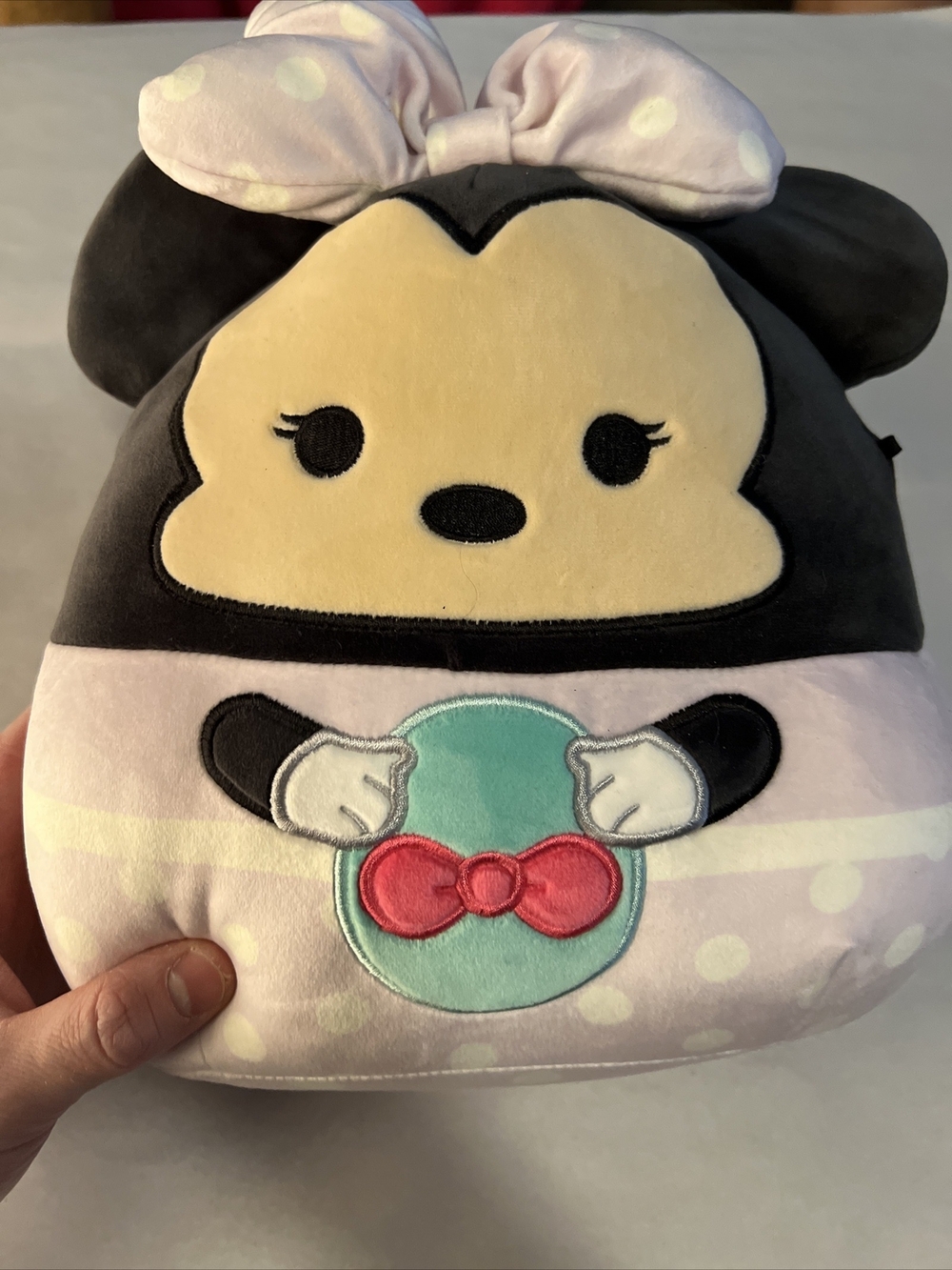 SQUISHMALLOW DISNEY MINNIE MOUSE PURPLE EGG 10'' PLUSH PRE OWNED